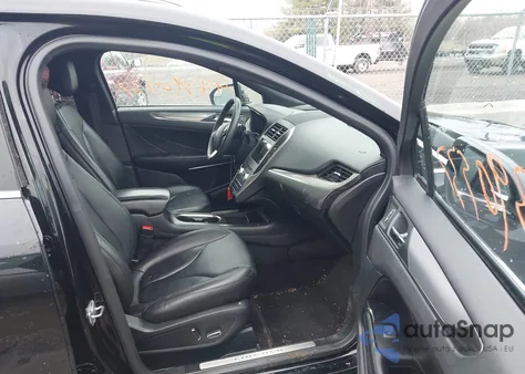 2017 Lincoln Mkc Premiere z USA, uszkodzony, nr VIN 5LMCJ1D92HUL50803